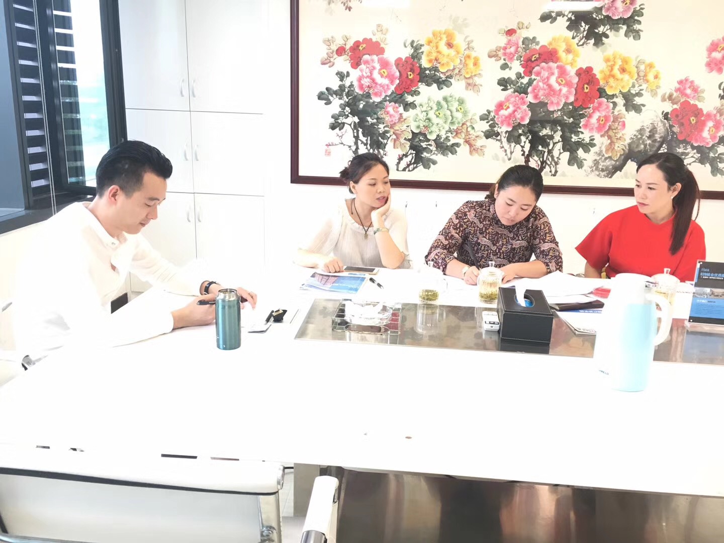 熱烈祝賀賀總團隊簽約創綠家重慶市區級代理！