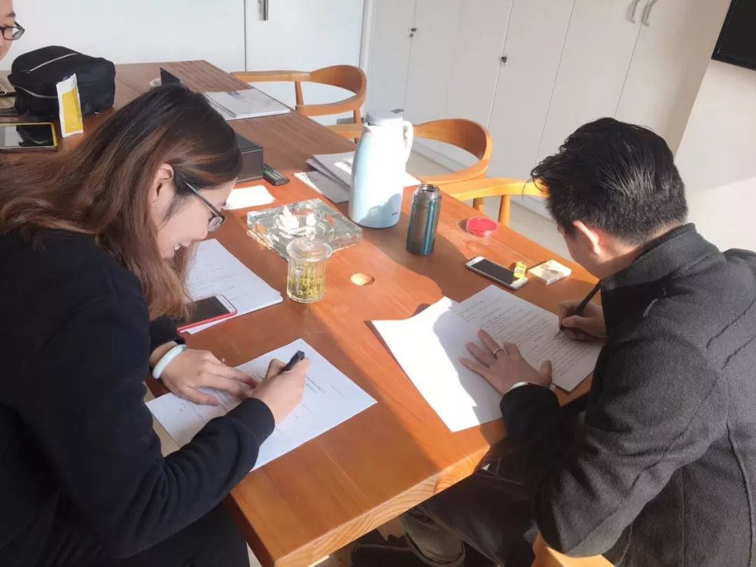 熱烈祝賀王總、張總夫婦簽約創(chuàng)綠家濟南市區(qū)級代理！